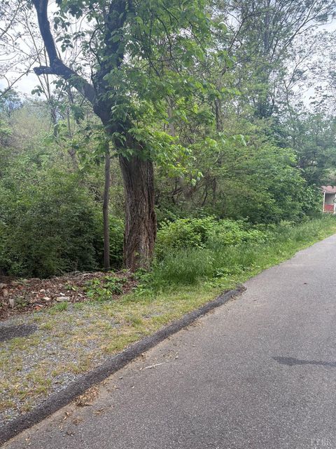 Tiny photo for 1719 Spencer Pl, Lynchburg, VA 24504 (MLS # 363221)