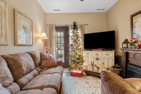 Tiny photo for 1670 Church Street St, Appomattox, VA 24522 (MLS # 356839)