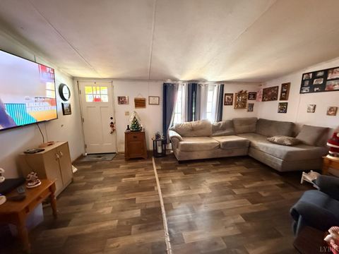 Tiny photo for 30 Sundown Lane, Natural Bridge Sta, VA 24579 (MLS # 363539)