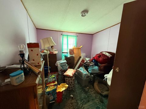 Tiny photo for 30 Sundown Lane, Natural Bridge Sta, VA 24579 (MLS # 363539)