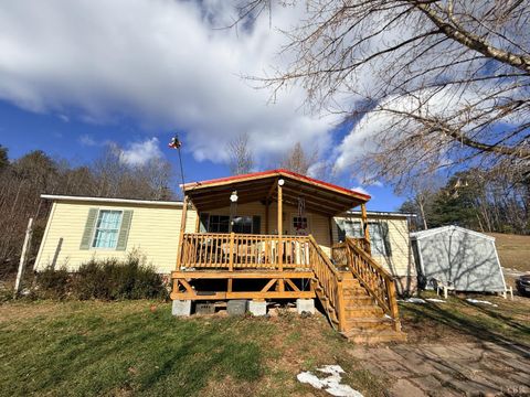 Tiny photo for 30 Sundown Lane, Natural Bridge Sta, VA 24579 (MLS # 363539)