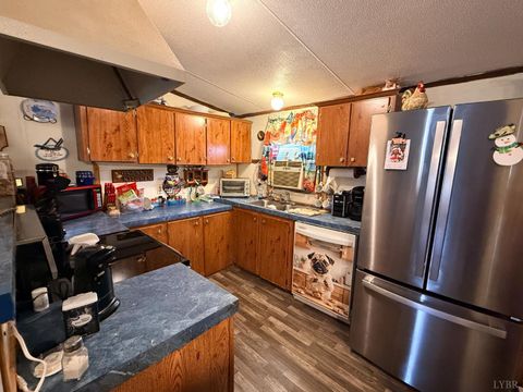 Tiny photo for 30 Sundown Lane, Natural Bridge Sta, VA 24579 (MLS # 363539)