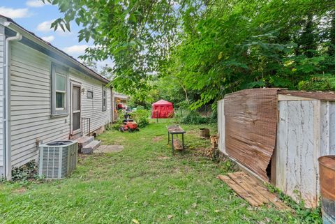 Tiny photo for 817 Polk Street, Lynchburg, VA 24504 (MLS # 362353)