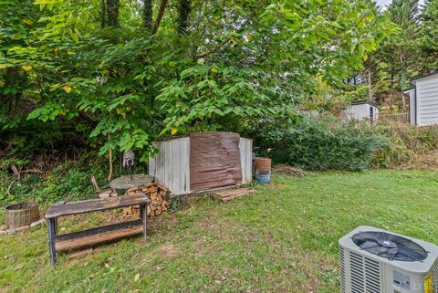 Tiny photo for 817 Polk Street, Lynchburg, VA 24504 (MLS # 362353)