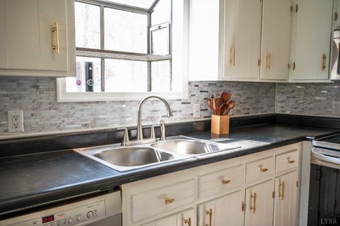 Tiny photo for 196 Sunrise Drive, Forest, VA 24551 (MLS # 365454)