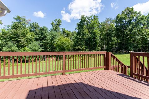 Tiny photo for 549 Thrashers Creek Road, Amherst, VA 24521 (MLS # 364327)
