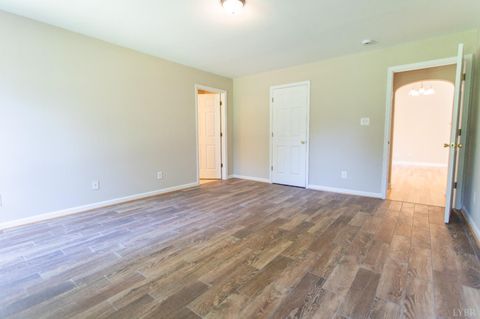 Tiny photo for 549 Thrashers Creek Road, Amherst, VA 24521 (MLS # 364327)