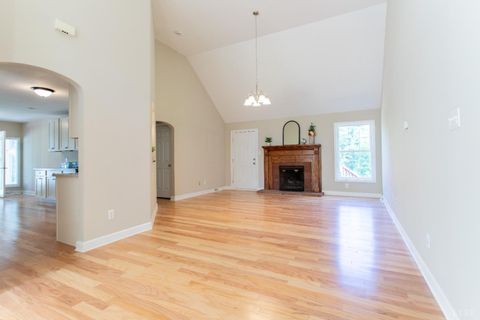 Tiny photo for 549 Thrashers Creek Road, Amherst, VA 24521 (MLS # 364327)