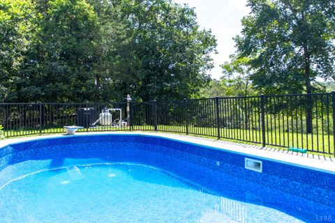 Tiny photo for 549 Thrashers Creek Road, Amherst, VA 24521 (MLS # 364327)