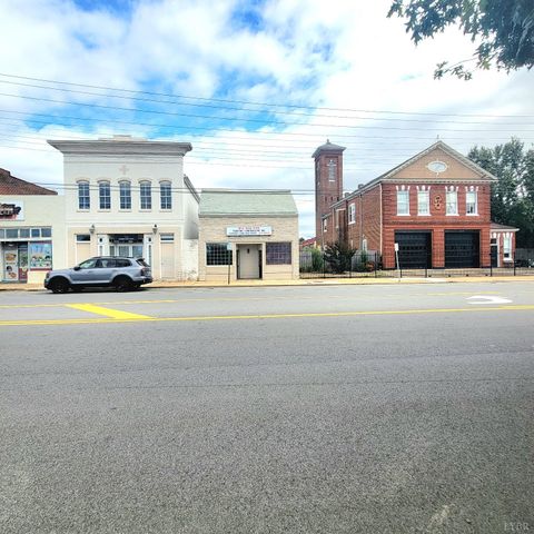 Photo of 1214 Rivermont Avenue, Lynchburg, VA 24504 (MLS # 362509) Photo of 1214 Rivermont Avenue, Lynchburg, VA 24504 (MLS # 362509)