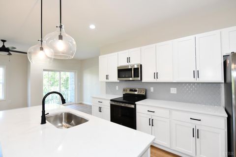 Tiny photo for 128 Brenleigh Ct. Ct #102, Lynchburg, VA 24501 (MLS # 362398)