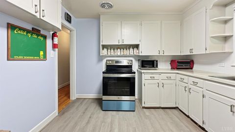 Tiny photo for 2044 Indian Hill Road, Lynchburg, VA 24503 (MLS # 366676)