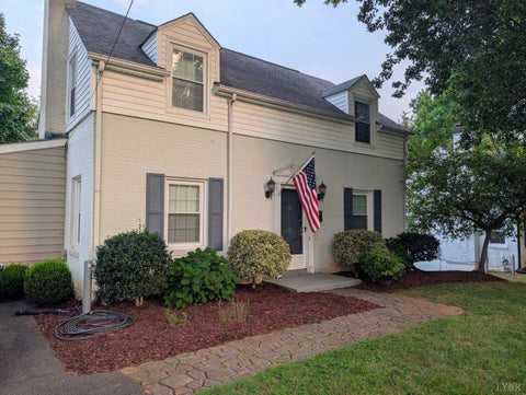 Homes For Sale - 1011 Westview Drive<br/> Lynchburg, VA 24502