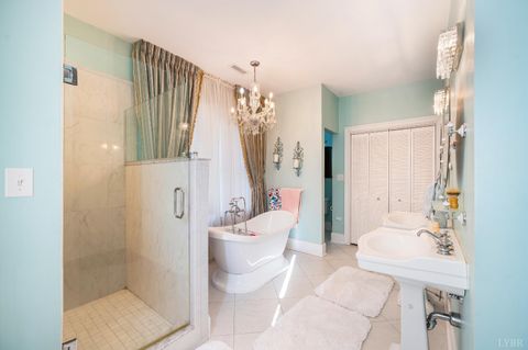 Tiny photo for 211 Cabell Street, Lynchburg, VA 24504 (MLS # 362324)