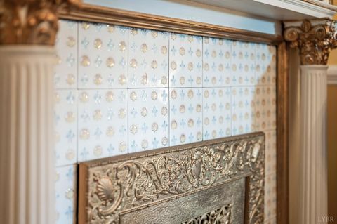 Tiny photo for 211 Cabell Street, Lynchburg, VA 24504 (MLS # 362324)