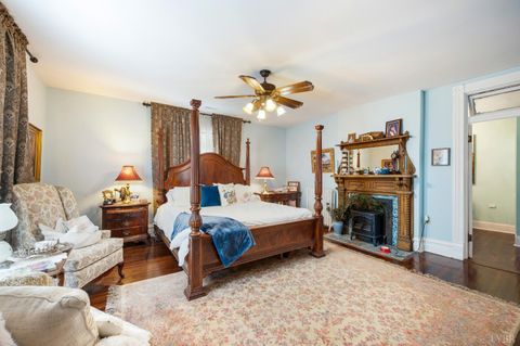 Tiny photo for 211 Cabell Street, Lynchburg, VA 24504 (MLS # 362324)