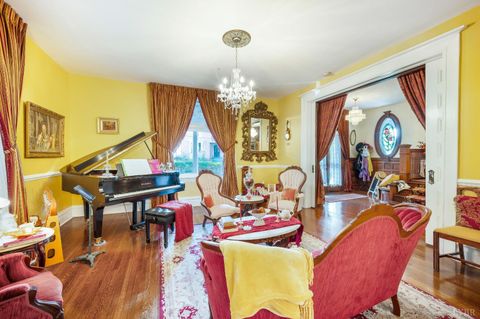 Tiny photo for 211 Cabell Street, Lynchburg, VA 24504 (MLS # 362324)