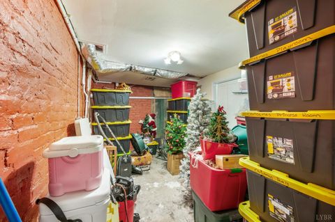 Tiny photo for 211 Cabell Street, Lynchburg, VA 24504 (MLS # 362324)