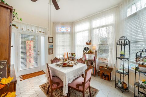 Tiny photo for 211 Cabell Street, Lynchburg, VA 24504 (MLS # 362324)