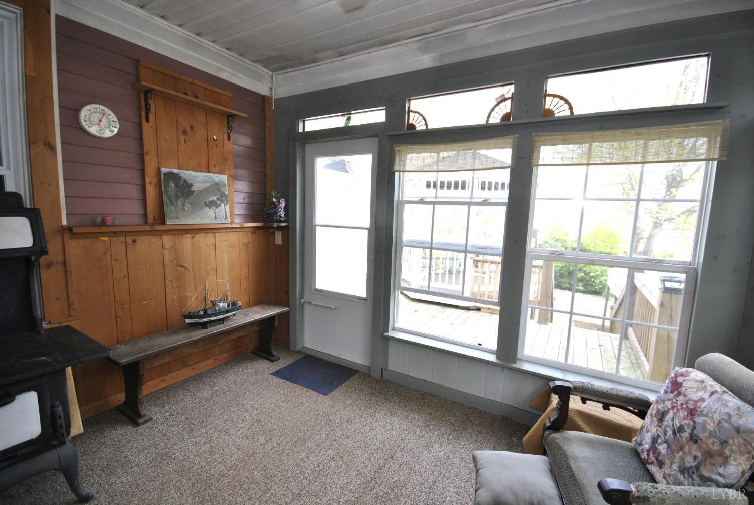 400 N Main Street, Amherst, Virginia image 47