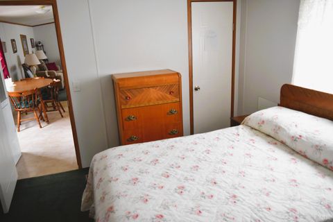 Tiny photo for 467 Izaak Walton Road, Amherst, VA 24521 (MLS # 365245)