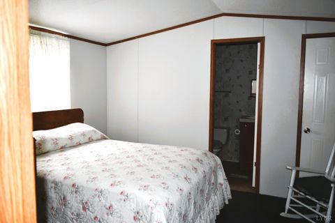 Tiny photo for 467 Izaak Walton Road, Amherst, VA 24521 (MLS # 365245)