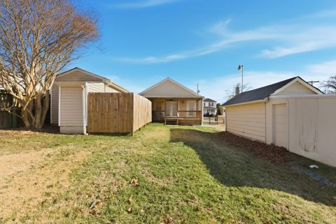 Tiny photo for 609 Pine Drive, Lynchburg, VA 24503 (MLS # 366318)