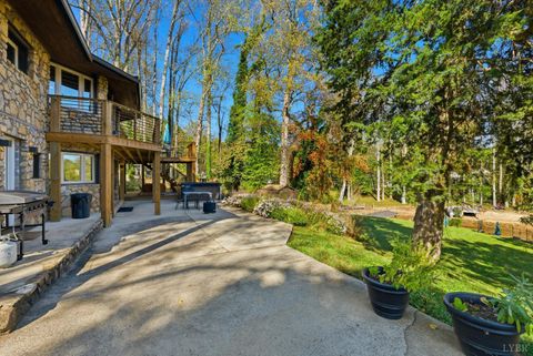 Tiny photo for 2206 Timberlake Drive, Lynchburg, VA 24502 (MLS # 363810)