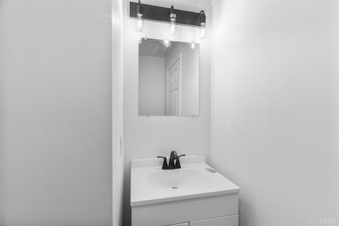 Tiny photo for 1520 Buchanan Street, Lynchburg, VA 24501 (MLS # 365873)