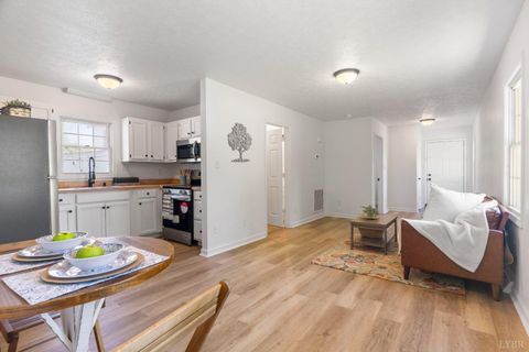 Tiny photo for 1520 Buchanan Street, Lynchburg, VA 24501 (MLS # 365873)