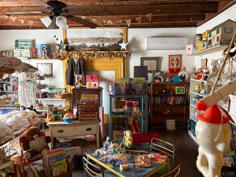 Tiny photo for 20 Batteau Road, Altavista, VA 24517 (MLS # 364458)