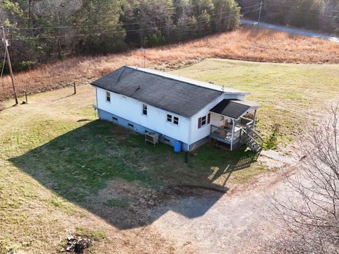 Tiny photo for 300 Buck Track Road, Gretna, VA 24557 (MLS # 364066)
