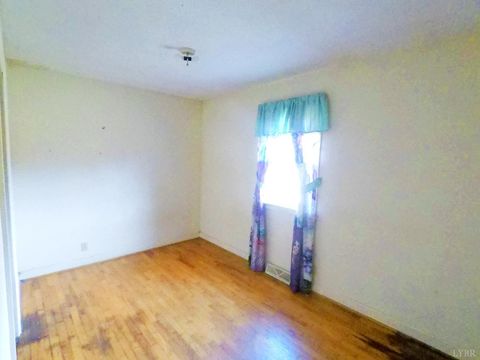 Tiny photo for 300 Buck Track Road, Gretna, VA 24557 (MLS # 364066)