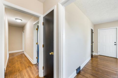 Tiny photo for 2022 Georgia AVE, Lynchburg, VA 24501 (MLS # 366737)