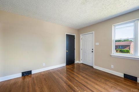 Tiny photo for 2022 Georgia AVE, Lynchburg, VA 24501 (MLS # 366737)