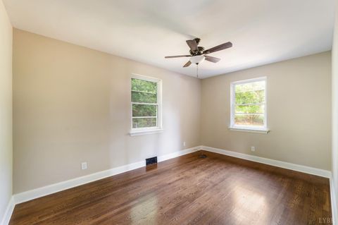 Tiny photo for 2022 Georgia AVE, Lynchburg, VA 24501 (MLS # 366737)