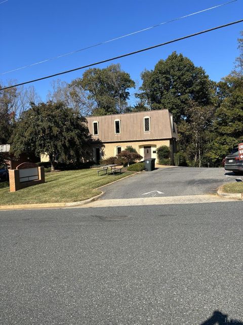 Tiny photo for 1928 Thomson Drive, Lynchburg, VA 24501 (MLS # 364147)