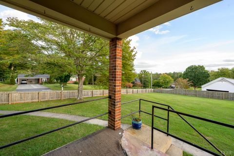 Tiny photo for 1007 Grand View Circle, Lynchburg, VA 24502 (MLS # 362349)