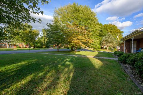 Tiny photo for 1007 Grand View Circle, Lynchburg, VA 24502 (MLS # 362349)
