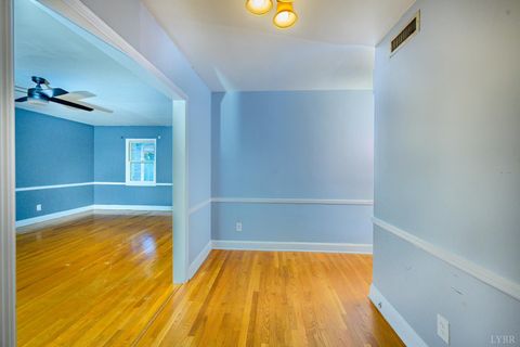 Tiny photo for 1007 Grand View Circle, Lynchburg, VA 24502 (MLS # 362349)