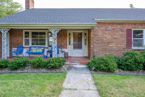 Tiny photo for 1007 Grand View Circle, Lynchburg, VA 24502 (MLS # 362349)