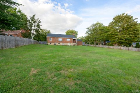 Tiny photo for 1007 Grand View Circle, Lynchburg, VA 24502 (MLS # 362349)