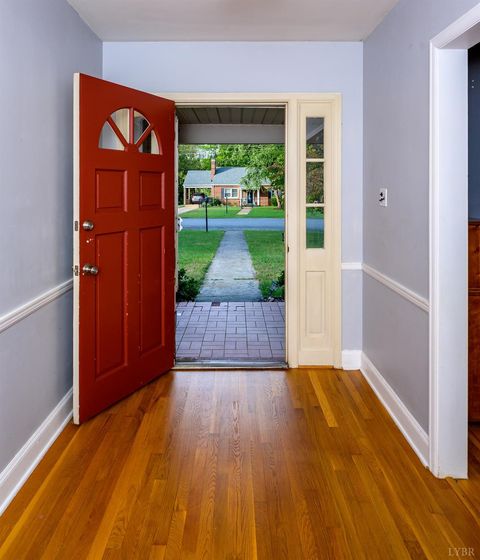 Tiny photo for 1007 Grand View Circle, Lynchburg, VA 24502 (MLS # 362349)