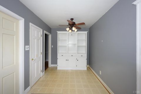 Tiny photo for 1007 Grand View Circle, Lynchburg, VA 24502 (MLS # 362349)