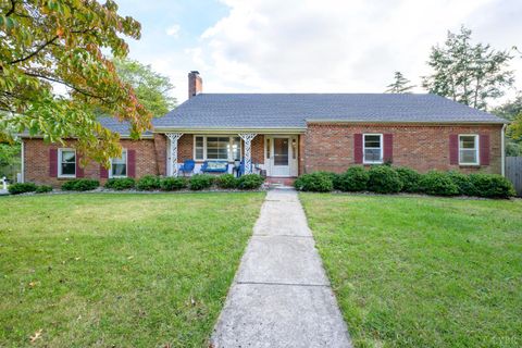 Photo of 1007 Grand View Circle, Lynchburg, VA 24502 (MLS # 362349) Photo of 1007 Grand View Circle, Lynchburg, VA 24502 (MLS # 362349)