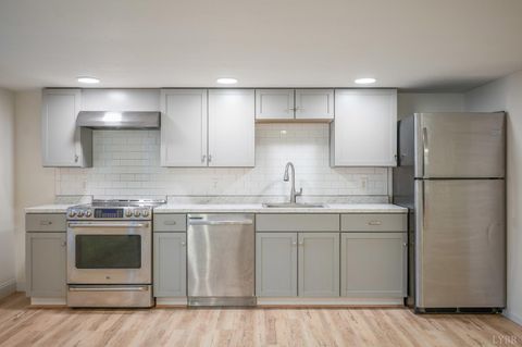 Tiny photo for 223 Warren Avenue, Lynchburg, VA 24501 (MLS # 363295)