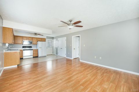 Tiny photo for 223 Warren Avenue, Lynchburg, VA 24501 (MLS # 363295)
