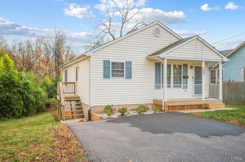 Tiny photo for 223 Warren Avenue, Lynchburg, VA 24501 (MLS # 363295)