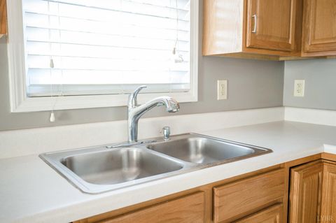 Tiny photo for 223 Warren Avenue, Lynchburg, VA 24501 (MLS # 363295)