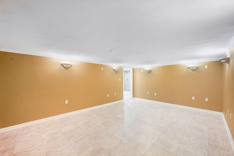 Tiny photo for 223 Warren Avenue, Lynchburg, VA 24501 (MLS # 363295)